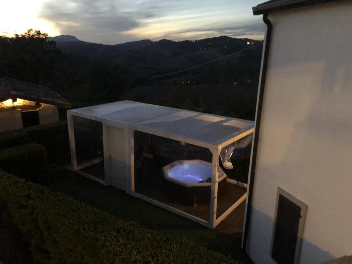Villa Tamara Country&Spa Suites Montefiore Conca Bagian luar foto