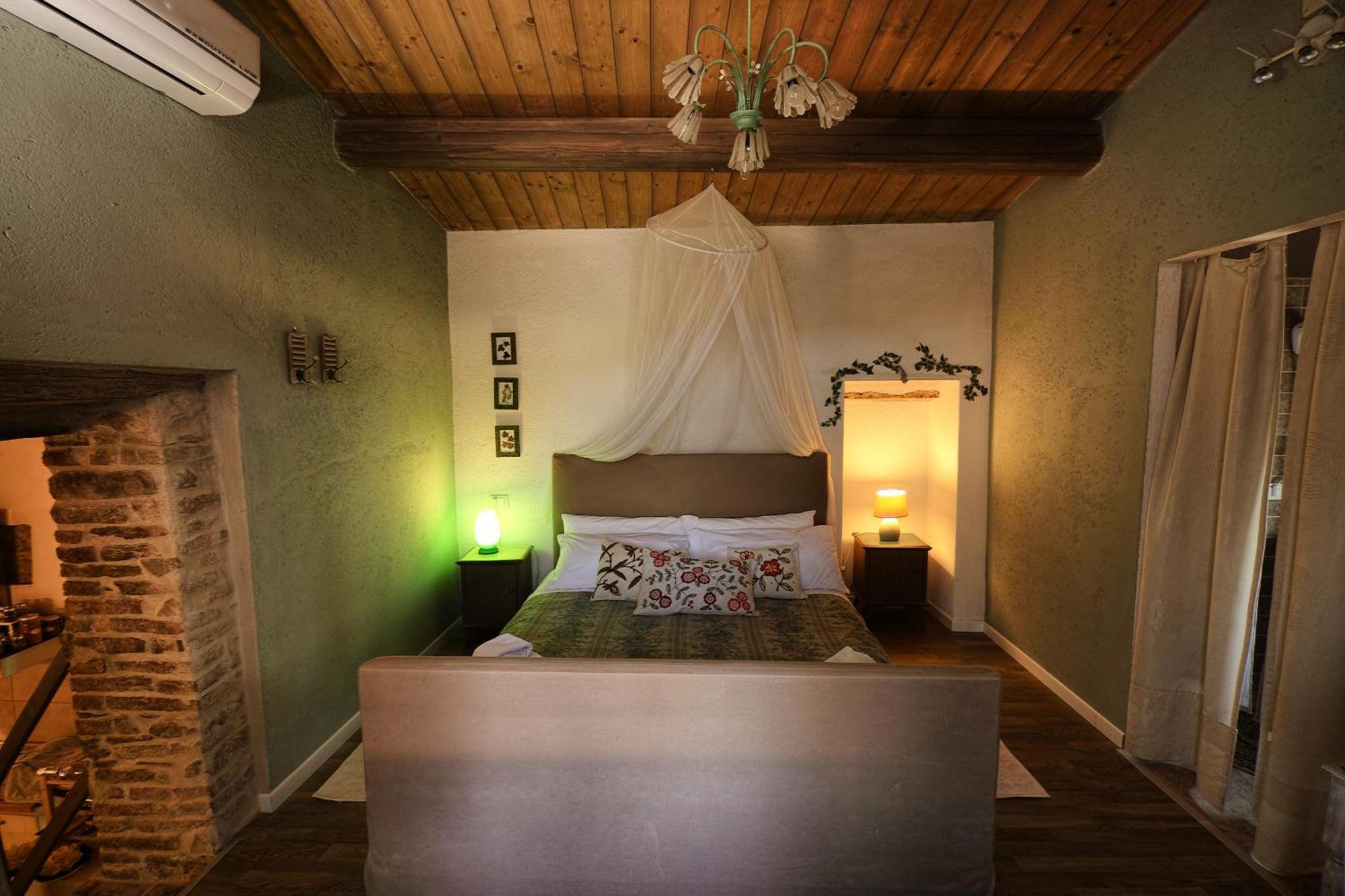 Villa Tamara Country&Spa Suites Montefiore Conca Bagian luar foto