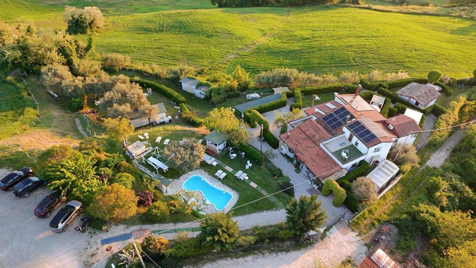 Villa Tamara Country&Spa Suites Montefiore Conca Bagian luar foto
