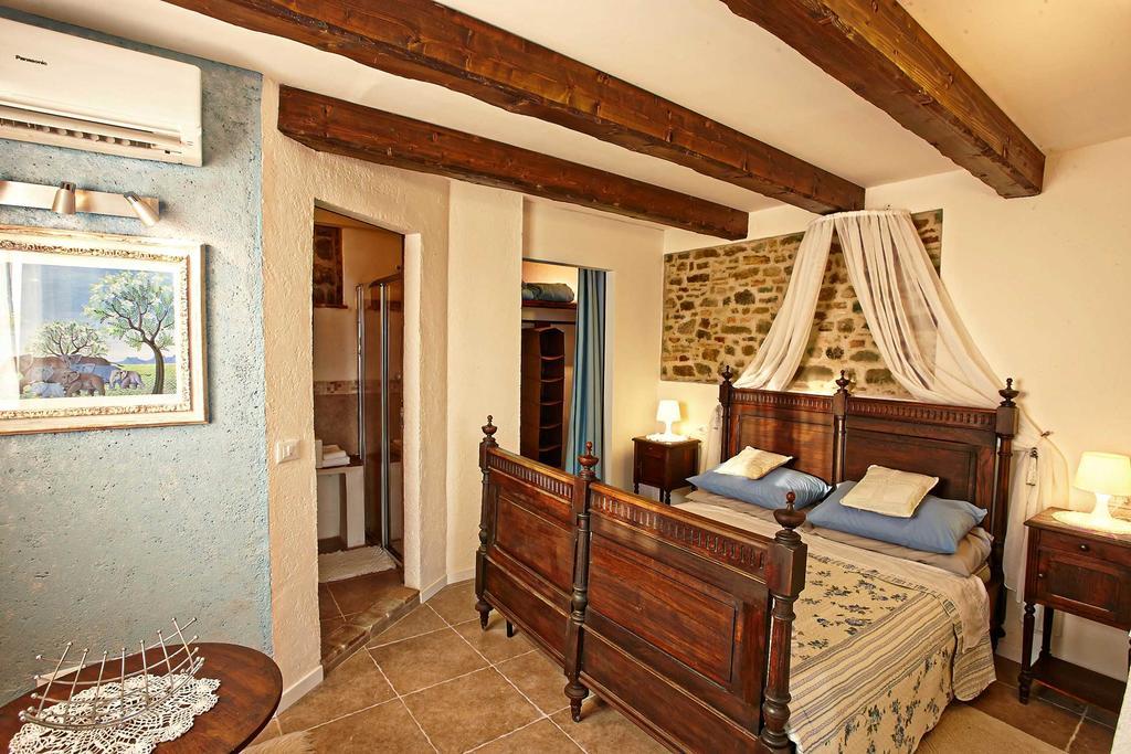 Villa Tamara Country&Spa Suites Montefiore Conca Bagian luar foto